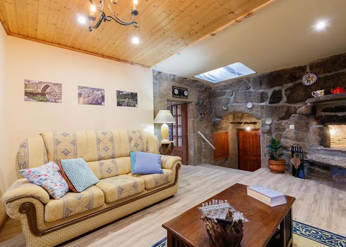 Semesterbostad A Casa Do Ferreiro *